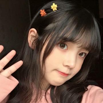 跨界？王菲客串模特走秀气场强大